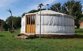 Nomad Jurta Zalakaros Mellett