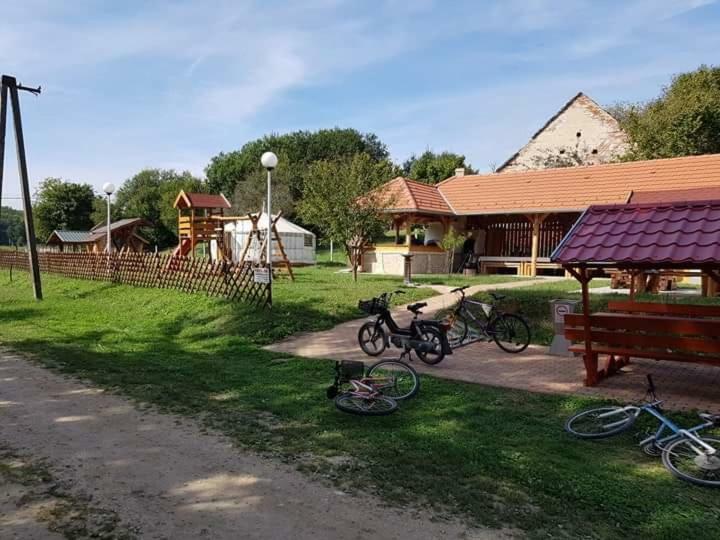 Hotel Nomad Jurta Zalakaros Mellett Zalamerenye Exterior foto